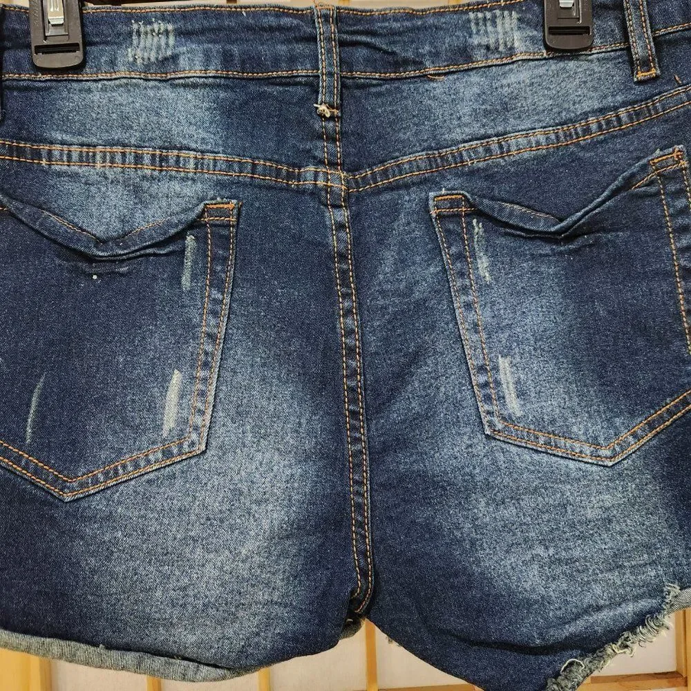 Alibi Womens Mid Rise Distressed Cut Off Shorts Plus Sz 22 NWT